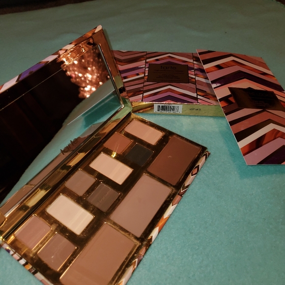 Makeup Lot - Picture 5 of 8